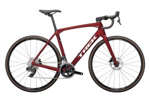 Vélo de Route Trek Domane SL 6 Sram Rival eTap AXS 12V 700mm Rouge Crimson 2023