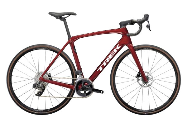Vélo de Route Trek Domane SL 6 Sram Rival eTap AXS 12V 700mm Rouge Crimson 2023