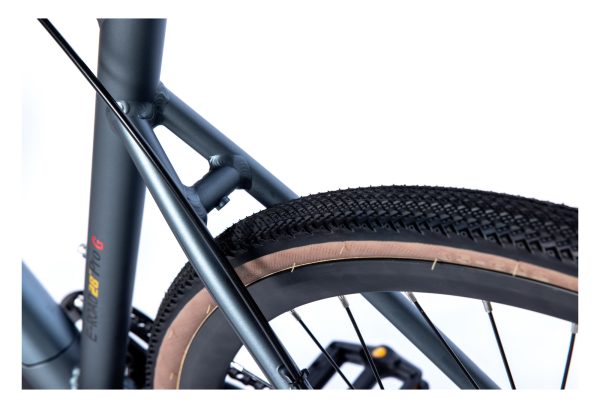 E-GRAVEL 28PRO Equipped Full Shimano 8 vitesses Freins à disques TEKTRO Bat. – Image 10